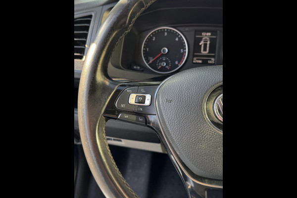 Volkswagen Transporter 2.0 TDI L2H1 4Motion Highline - AUTOMAAT - 67.000 KM I Navigatie I Airco I Schuif/kantel dak I PDC I LED