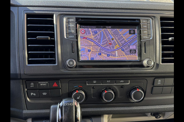 Volkswagen Transporter 2.0 TDI L2H1 4Motion Highline - AUTOMAAT - 67.000 KM I Navigatie I Airco I Schuif/kantel dak I PDC I LED