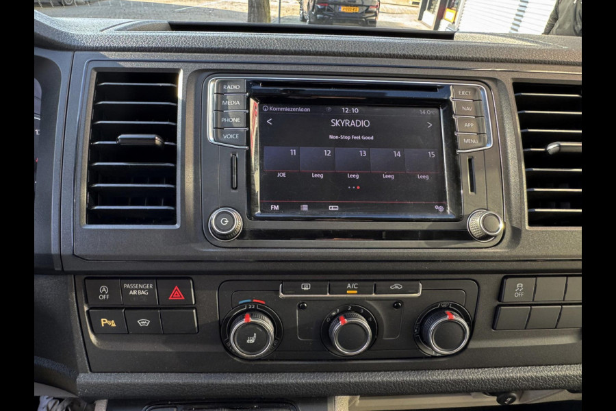 Volkswagen Transporter 2.0 TDI L2H1 4Motion Highline - AUTOMAAT - 67.000 KM I Navigatie I Airco I Schuif/kantel dak I PDC I LED