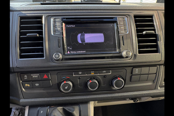 Volkswagen Transporter 2.0 TDI L2H1 4Motion Highline - AUTOMAAT - 67.000 KM I Navigatie I Airco I Schuif/kantel dak I PDC I LED