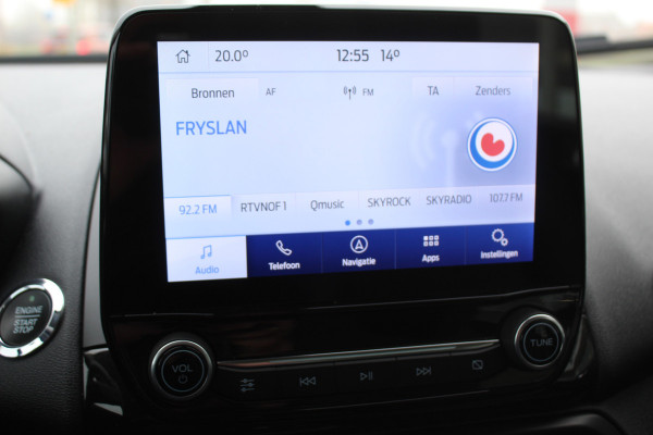 Ford EcoSport 1.0 EcoBoost Titanium , 125pk Hoge zit , slechts 39899km Climate control , Trekhaak , Navigatie , Bluetooth Parkeersensoren achter , Cruise control