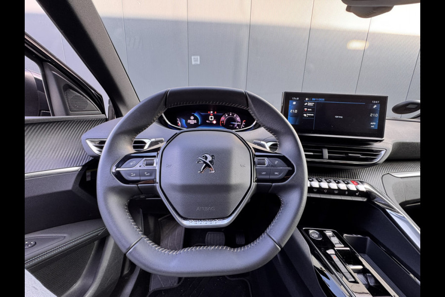 Peugeot 3008 1.2 PureTech Allure Pack Business | Trekhaak | Stoelverwarming | Camera | Carplay