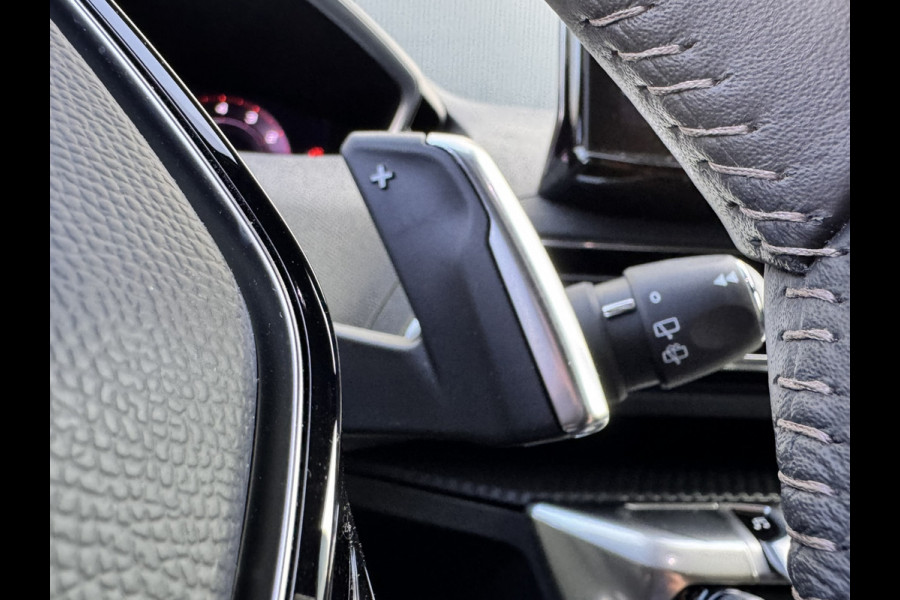 Peugeot 3008 1.2 PureTech Allure Pack Business | Trekhaak | Stoelverwarming | Camera | Carplay