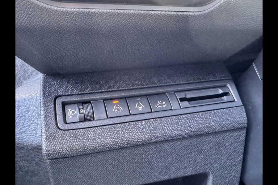 Peugeot 3008 1.2 PureTech Allure Pack Business | Trekhaak | Stoelverwarming | Camera | Carplay