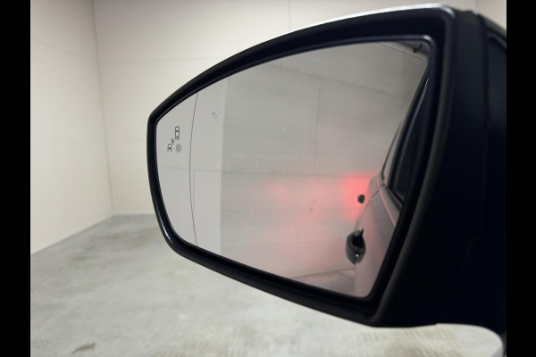 Ford Kuga 1.5 EcoBoost ST Line Navi Cruise Carplay PDC NAP