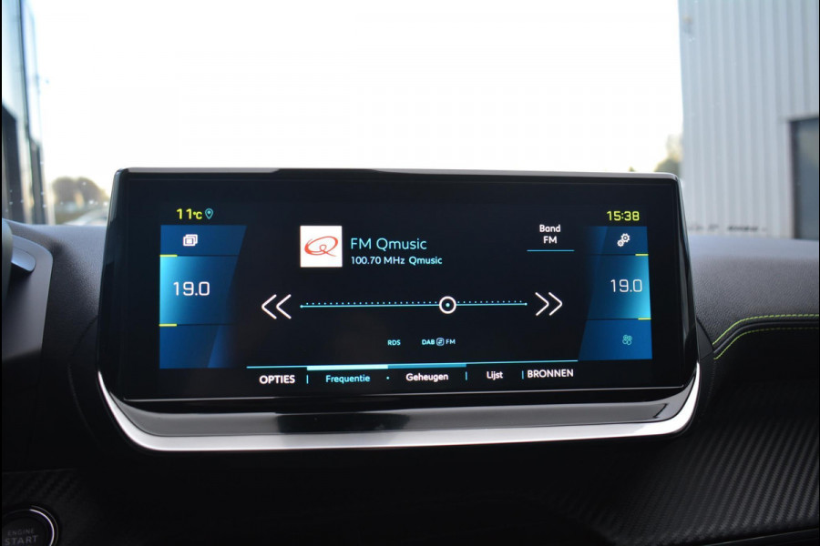 Peugeot e-2008 EV GT 50 kWh 136pk SOH 99,8%