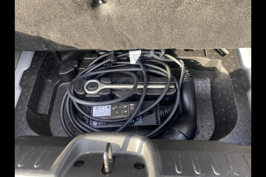 Fiat 500 Icon 42 kWh KEYLESS| STOELVERWARMING| CAMERA| DODE HOEK SENSOR| RIJKLAARPRIJS INCL. 12 MND BOVAG GARANTIE