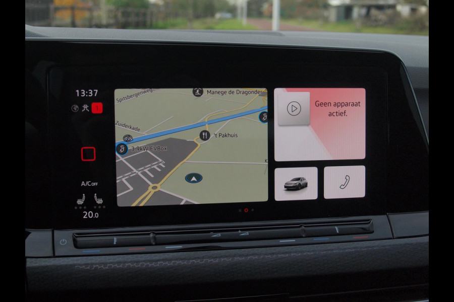 Volkswagen Golf 2.0 TSI GTI | Panoramadak | Camera | Apple Carplay | Cruise Control | Automaat |
