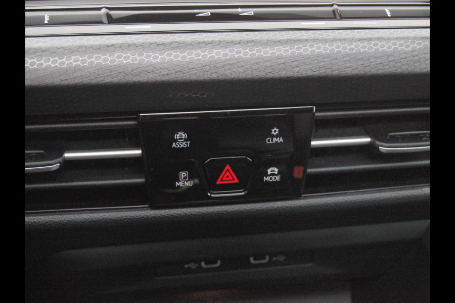 Volkswagen Golf 2.0 TSI GTI | Panoramadak | Camera | Apple Carplay | Cruise Control | Automaat |