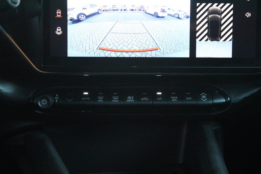 Alfa Romeo junior ELETTRICA SPECIALE 156PK 54 kWh | WARMTEPOMP! | "SABELT" STOELEN MET LEDEREN/ALCANTARA BEKLEDING | PANORAMISCH SCHUIF/KANTEL DAK | BICOLOR DAK (ZWART DAK) | TECHNOLOGIE PAKKET (O.A. FULL LED ADAPTIVE MATRIX KOPLAMPEN/DODEHOEK DETECTIE/DRAADLOZE TELEFOONLADER/ACHTERUITRIJ CAMERA/PARKEERSENSOREN VOOR, ACHTER,ZIJKANT) | DRAADLOZE APPLE CARPLAY/ANDROID AUTO | CLIMATE CONTROL | ELEKTRISCH BEDIENBARE ACHTERKLEP | STOEL VERWARMING | ELEKTRISCH BEDIENBARE VOORSTOEL | VERKEERSBORDEN HERKENNING | ADAPTIVE CRUISE CONTROL | KEYLESS ENTRY/START |