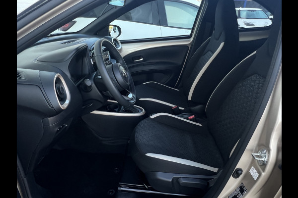 Toyota Aygo X 1.0 VVT-i S-CVT Pulse | Carplay | 17 inch | Stoelverwarming | Camera