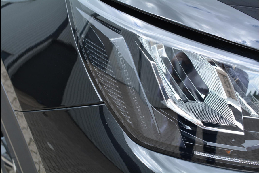 Peugeot e-2008 EV Allure Pack 50kWh 136pk SOH 96,9% | Navigatie | Apple Carplay/Android Auto | Bluetooth | Achteruitrijcamera