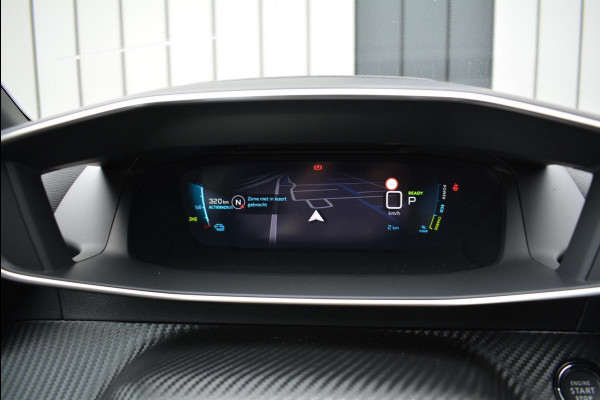 Peugeot e-2008 EV Allure Pack 50kWh 136pk SOH 96,9% | Navigatie | Apple Carplay/Android Auto | Bluetooth | Achteruitrijcamera