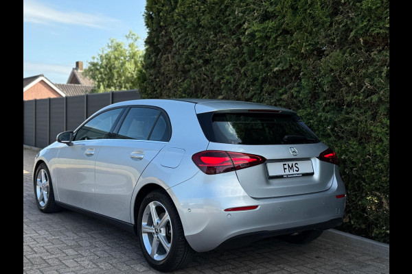 Mercedes-Benz A-Klasse 200 Luxury Line Facelift CarPlay Camera