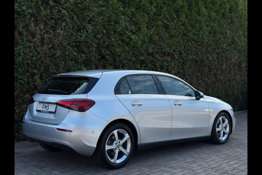 Mercedes-Benz A-Klasse 200 Luxury Line Facelift CarPlay Camera