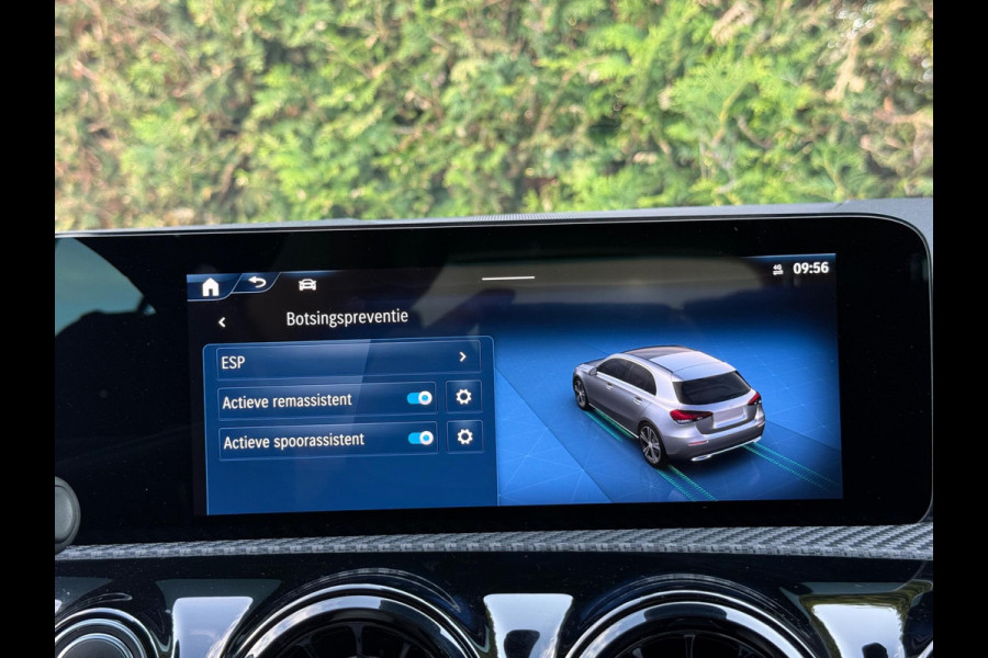 Mercedes-Benz A-Klasse 200 Luxury Line Facelift CarPlay Camera