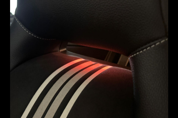 Mercedes-Benz CLA-Klasse 200 Prestige| AUTOMAAT| PANO|INRUIL MOGELIJK