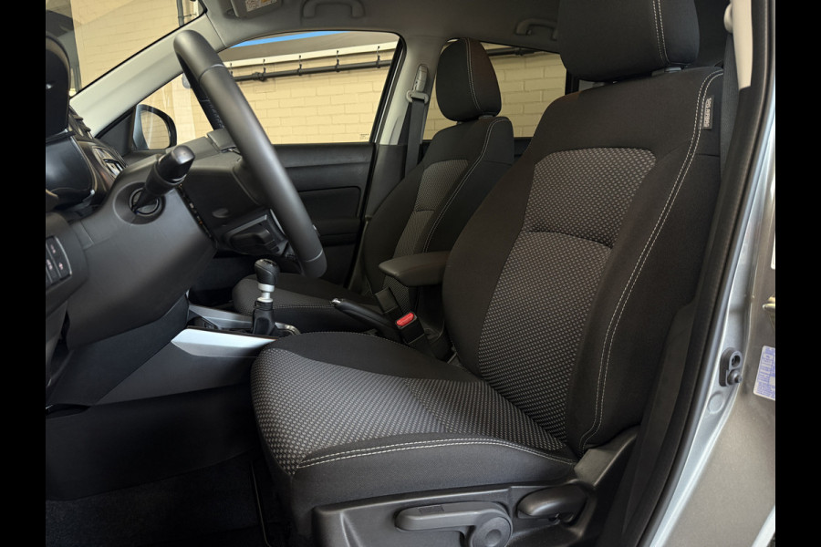 Suzuki Vitara 1.4 Boosterjet 140pk Style Smart Hybrid Navi | ACC | blindspot | CarPlay | 17" | Stoelverwarming | Gewoon een nieuwe Vitara schadevrij verleden!