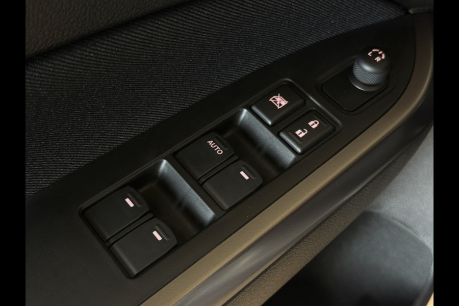 Suzuki Vitara 1.4 Boosterjet 140pk Style Smart Hybrid Navi | ACC | blindspot | CarPlay | 17" | Stoelverwarming | Gewoon een nieuwe Vitara schadevrij verleden!