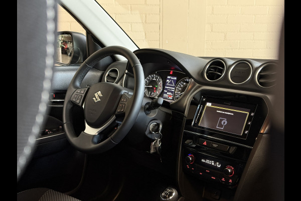 Suzuki Vitara 1.4 Boosterjet 140pk Style Smart Hybrid Navi | ACC | blindspot | CarPlay | 17" | Stoelverwarming | Gewoon een nieuwe Vitara schadevrij verleden!