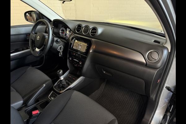Suzuki Vitara 1.4 Boosterjet 140pk Style Smart Hybrid Navi | ACC | blindspot | CarPlay | 17" | Stoelverwarming | Gewoon een nieuwe Vitara schadevrij verleden!