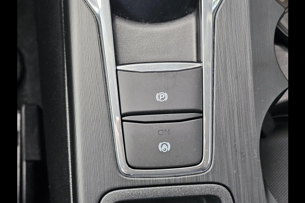 Ford Kuga 2.5 PHEV Titanium 243pk | Driver Assistance Pack | SYNC 4 Navigatie | 2.100kg Trekgewicht