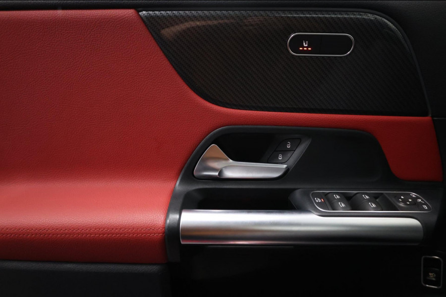 Mercedes-Benz B-Klasse 220 4MATIC AMG MULTIBEAM/VIRTUAL/SFEER/LEER+S.VERWARMING/18"/360 CAM/ACC/ECC/12 MDN GARANTIE!