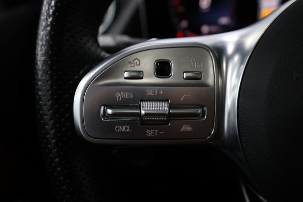 Mercedes-Benz B-Klasse 220 4MATIC AMG MULTIBEAM/VIRTUAL/SFEER/LEER+S.VERWARMING/18"/360 CAM/ACC/ECC/12 MDN GARANTIE!