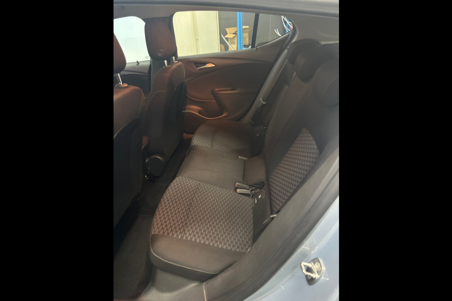 Opel Astra 1.4 Online Edition 150PK Navi | Airco | PDC | Carplay