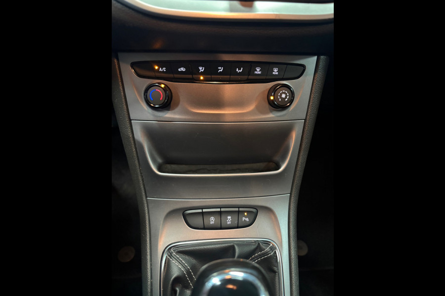 Opel Astra 1.4 Online Edition 150PK Navi | Airco | PDC | Carplay