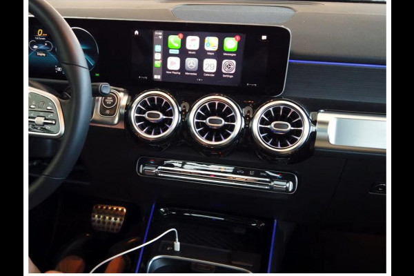 Mercedes-Benz A-Klasse 180 Business Solution AMG Line_Carplay_Camera_cruise