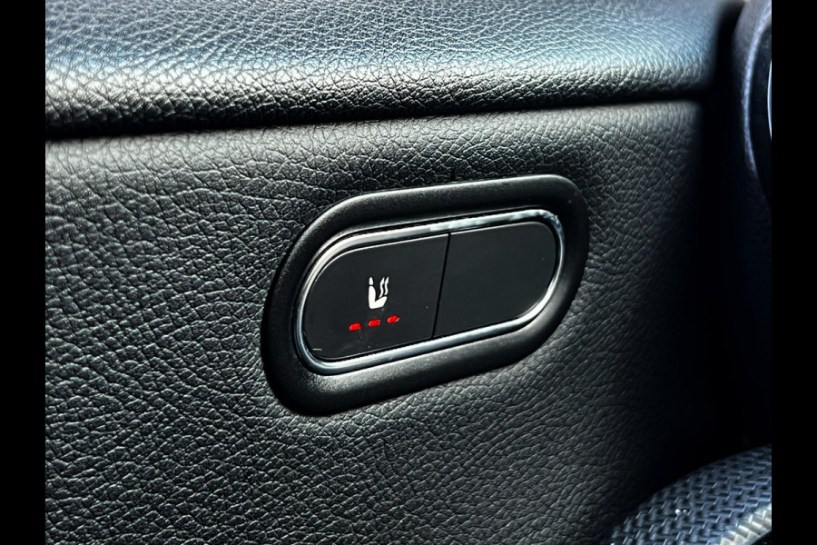 Mercedes-Benz A-Klasse 180 Business Solution AMG Line_Carplay_Camera_cruise