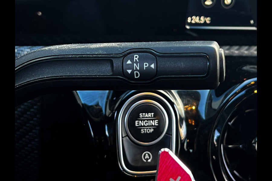 Mercedes-Benz A-Klasse 180 Business Solution AMG Line_Carplay_Camera_cruise