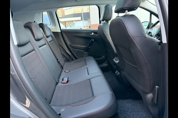Peugeot 2008 1.2 PureTech ALLURE AUTOMAAT 2018 GT-LINE PANO LEDER CARPLAY