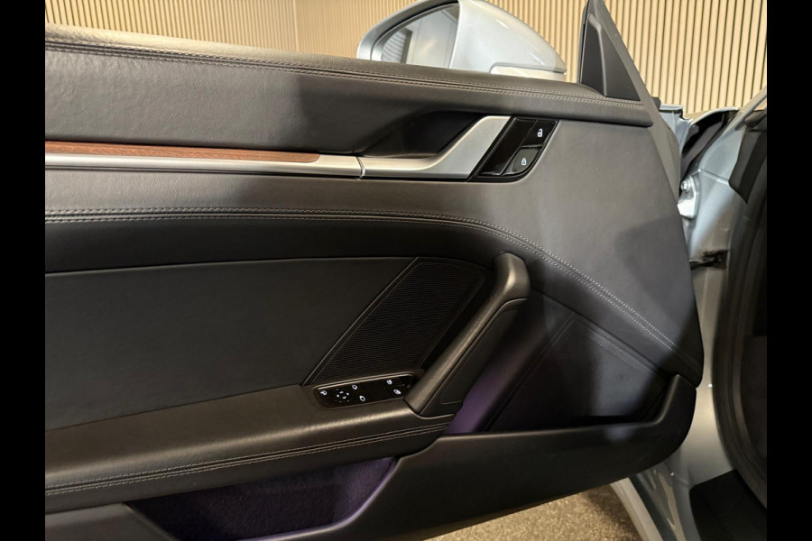 Porsche 911 3.0 Carrera-SCHUIFDAK-INNO DRIVE ADAPTIEF-SURROUND-PASM-21 INCH-ORG. NL-COMPLEET