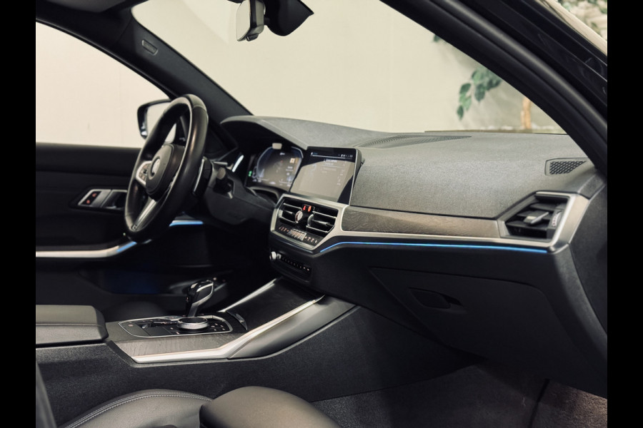 BMW 3 Serie Touring 330e High Ex. M-Sport | 19" | Trekhaak | Driv.Ass.Prof.