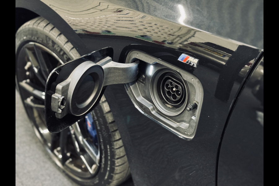 BMW 3 Serie Touring 330e High Ex. M-Sport | 19" | Trekhaak | Driv.Ass.Prof.