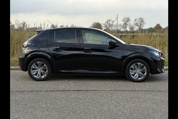 Peugeot e-208 EV Allure 50 kWh SOH | Camera | Clima | Orig.nl | Voorruit verw. | New service