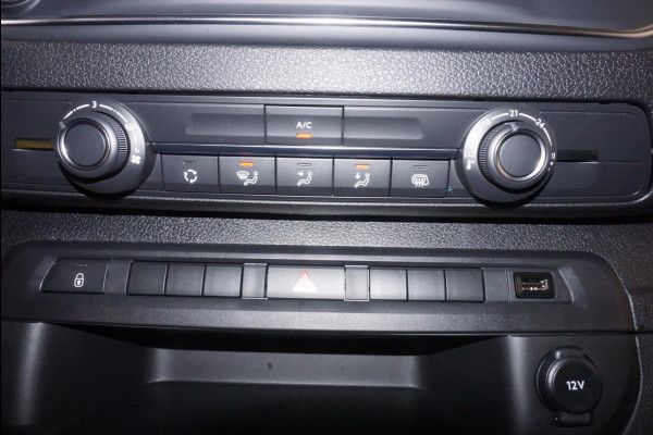 Peugeot Expert 2.0 Automaat Dubbele cabine Navigatie Parkeersensoren Clima Control  Trekhaak