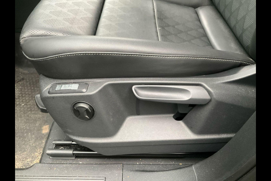 Ford Transit Connect 2.0 EcoBlue L2 Limited 122pk | Adaptieve Cruise | Stoelverwarming | Trekhaak