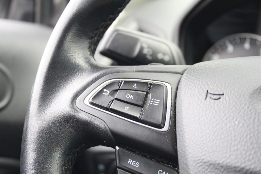 Ford EcoSport 1.0 EcoBoost 125PK Titanium | Automaat | Trekhaak | BLIS | Winterpack | Navigatie