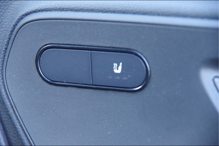 Mercedes-Benz Sprinter 319 3.0 CDI V6 L2H2 AUT. LED, 360 CAMERA, ADAPT. CRUISE, TREKHAAK, MBUX 10'', STANDKACHEL, NAVI, CLIMA, PARKEERSENSOREN, APPLE C