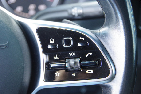 Mercedes-Benz Sprinter 319 3.0 CDI V6 L2H2 AUT. LED, 360 CAMERA, ADAPT. CRUISE, TREKHAAK, MBUX 10'', STANDKACHEL, NAVI, CLIMA, PARKEERSENSOREN, APPLE C