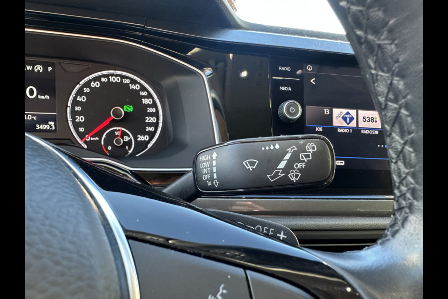 Volkswagen Polo 1.5 TSI Highline AUTOMAAT / CLIMA / CRUISE / STOELVERWARMING