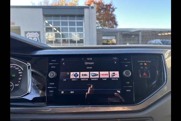 Volkswagen Polo 1.5 TSI Highline AUTOMAAT / CLIMA / CRUISE / STOELVERWARMING