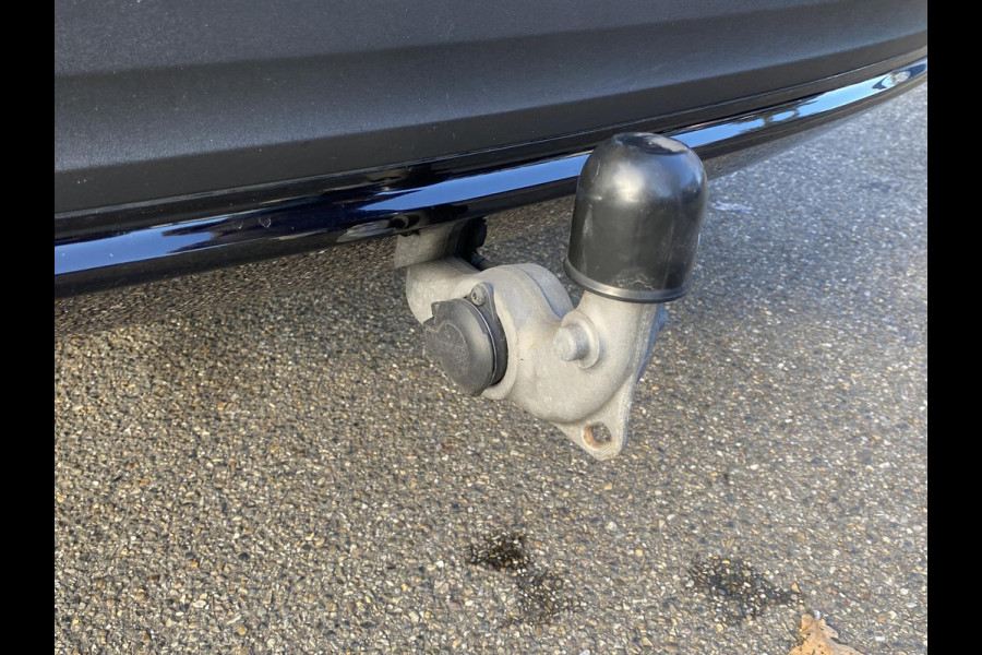 Volvo C40 Recharge Plus 69 kWh STOEL/ STUURVERW. | PANO| WARMTEPOMP| ELEK. TREKHAAK| ELEK. ACHTERKLEP| DODE HOEK|