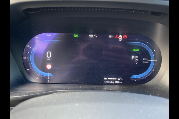 Volvo C40 Recharge Plus 69 kWh STOEL/ STUURVERW. | PANO| WARMTEPOMP| ELEK. TREKHAAK| ELEK. ACHTERKLEP| DODE HOEK|