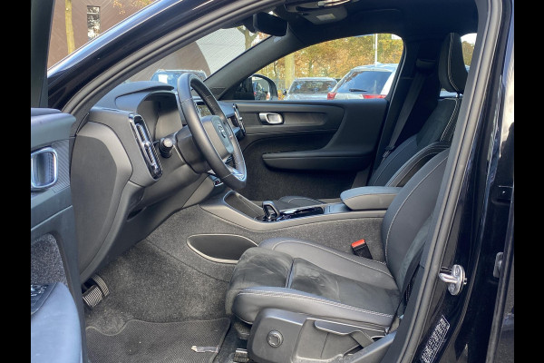 Volvo C40 Recharge Plus 69 kWh STOEL/ STUURVERW. | PANO| WARMTEPOMP| ELEK. TREKHAAK| ELEK. ACHTERKLEP| DODE HOEK|