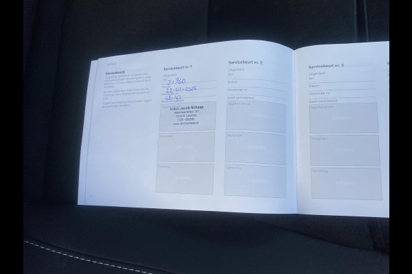 Volvo C40 Recharge Plus 69 kWh STOEL/ STUURVERW. | PANO| WARMTEPOMP| ELEK. TREKHAAK| ELEK. ACHTERKLEP| DODE HOEK|