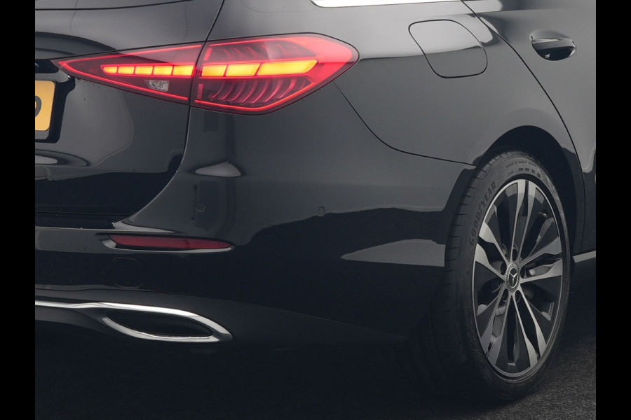 Mercedes-Benz C-Klasse Estate 300e Facelift Plug In Hybrid 313pk Dealer O.H PHEV | Trekhaak Af Fabriek | Adaptive Cruise | Burmester Soundsystem |  Digital LED | Camera | Sportstoelen Verwarmd | Sfeerverlichting | Pilot Assist | Navigatie | Virtual | DAB |